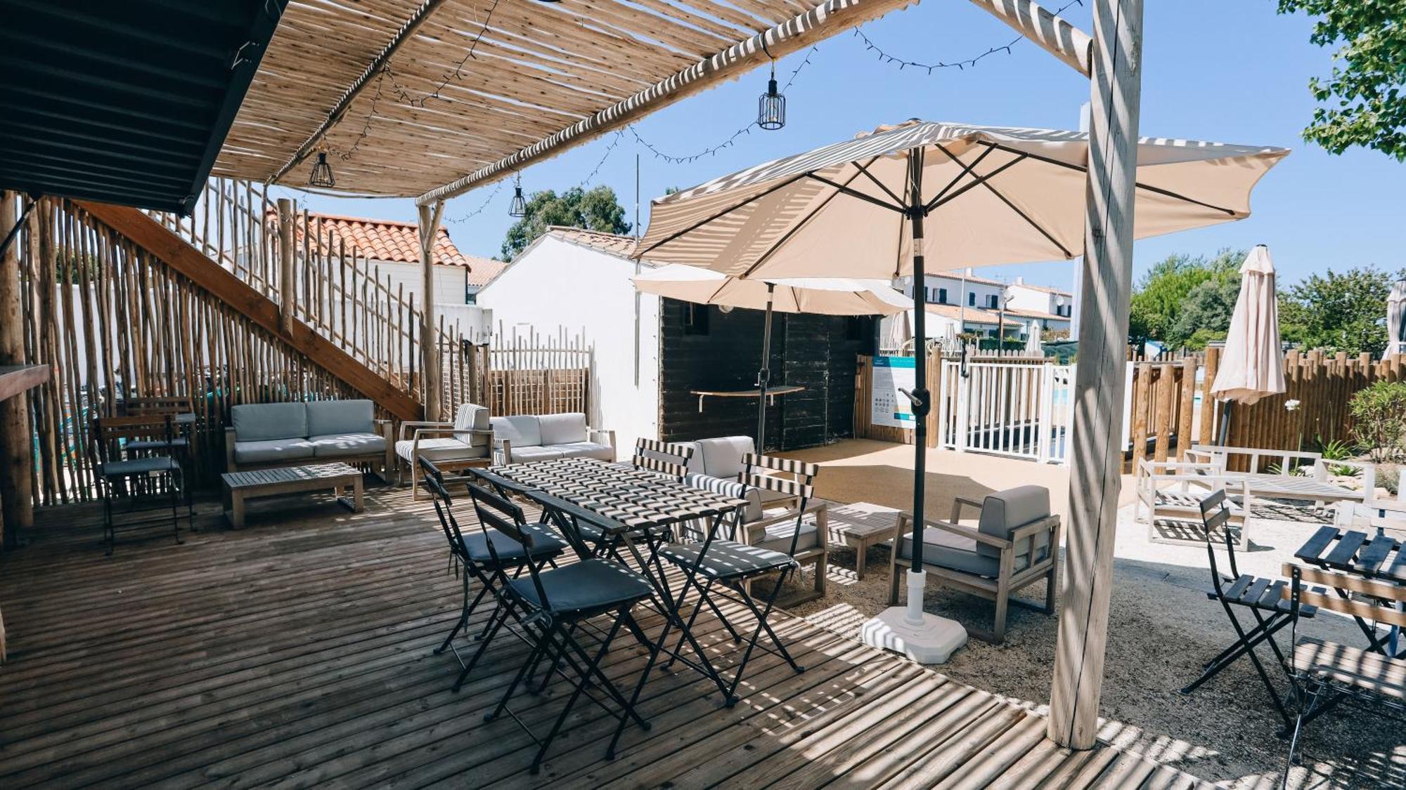 Camping La Pree Les Portes-en-Re Zewnętrze zdjęcie