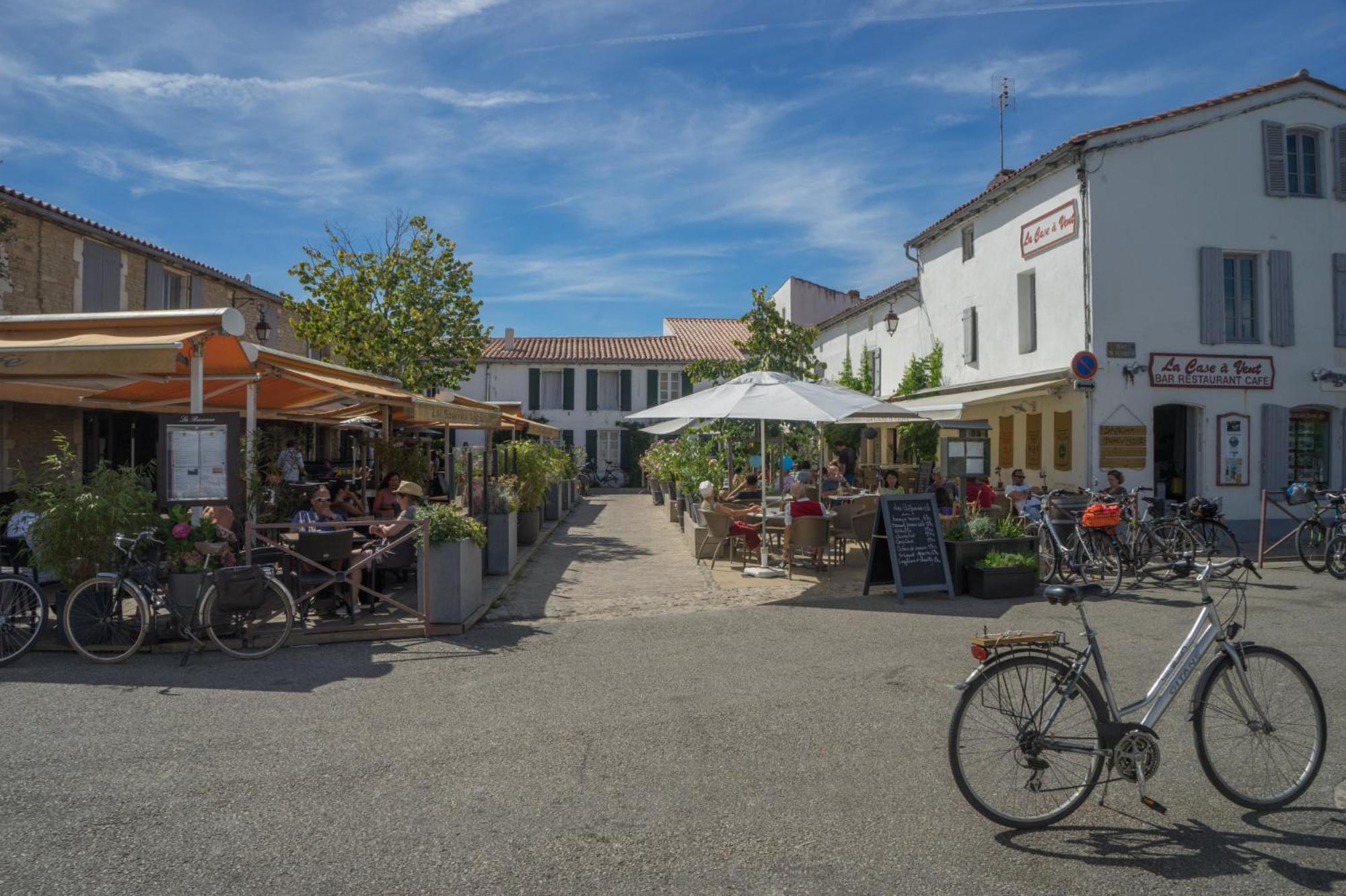 Camping La Pree Les Portes-en-Re Zewnętrze zdjęcie